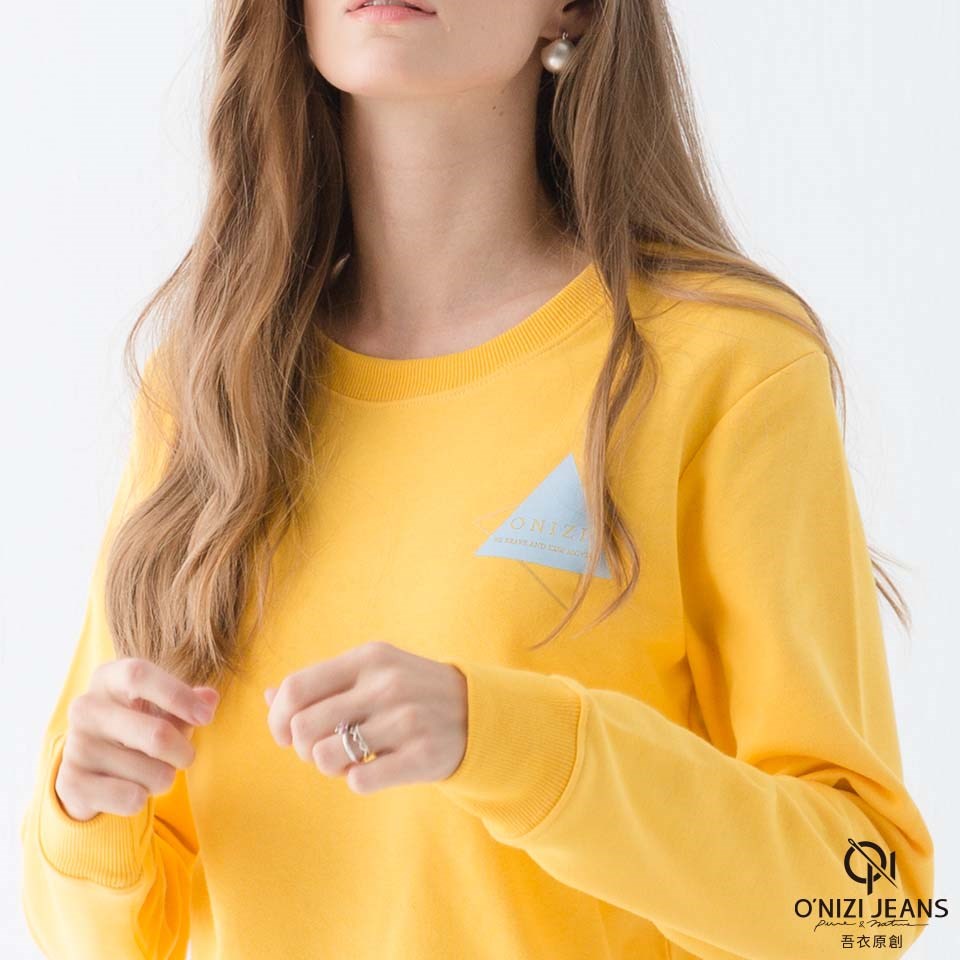 品牌LOGO女大學Ｔ