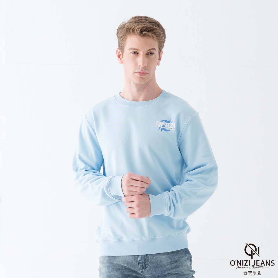 品牌 LOGO 男大學Ｔ